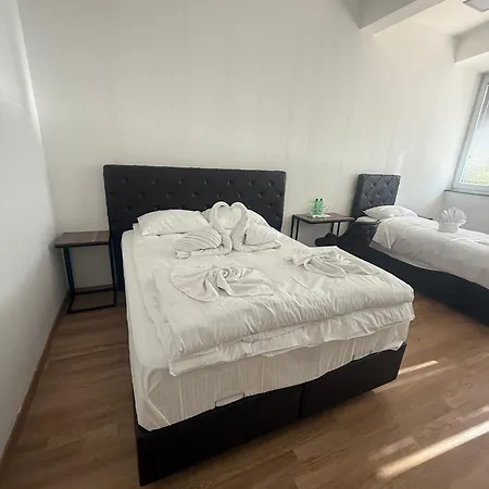 Apartment 1 3 Personen-gemeinschaftskueche-gemeinschafts Bad Wc Leverkusen